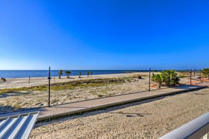 Beachfront Biloxi Condo with Resort Amenities! - image 15