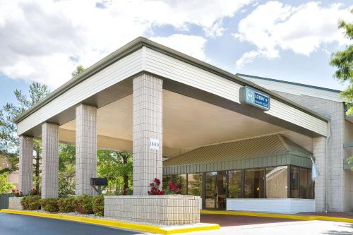 Days Inn by Wyndham Hoover Birmingham - main image