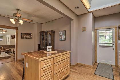 Bisbee Home Less Than half Mi to Park and Tennis Courts! - image 9