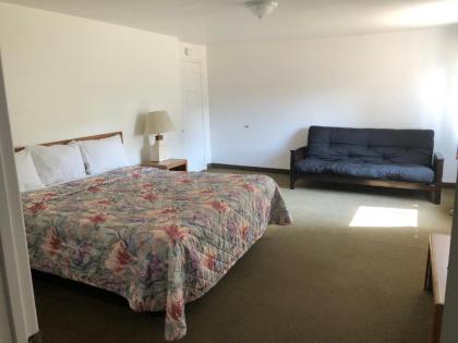 Mountain View Motel - image 15