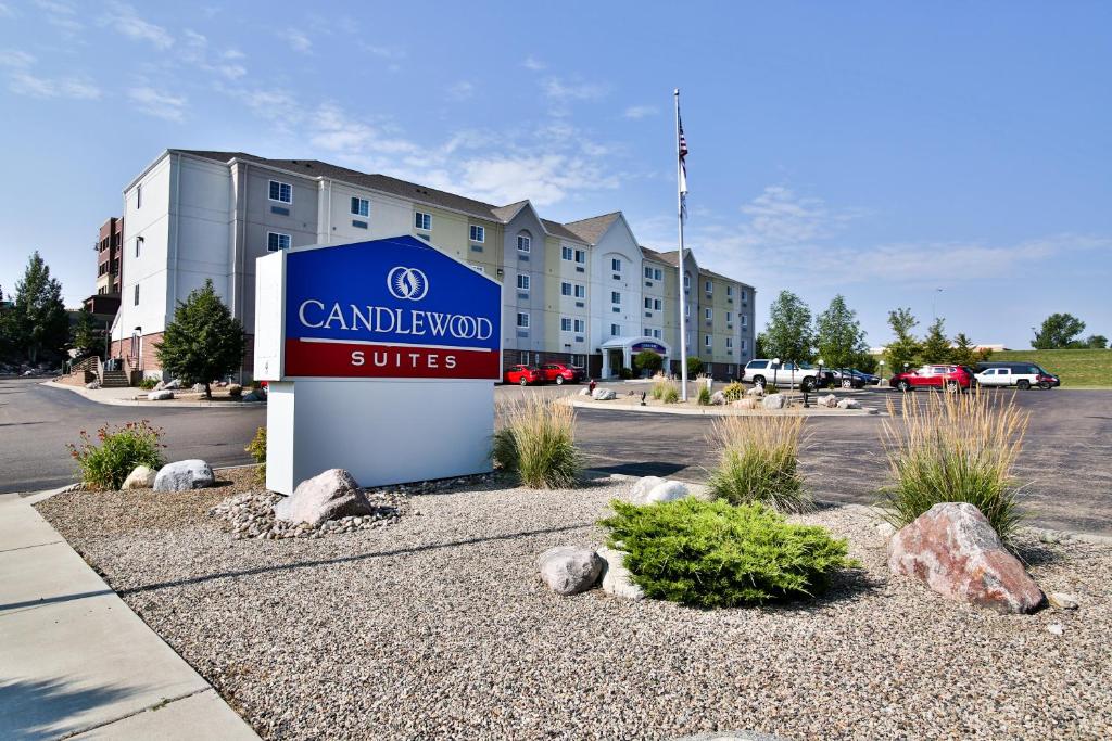 Candlewood Suites Bismarck an IHG Hotel - main image