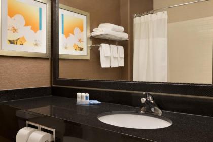 Fairfield Inn & Suites Bismarck North - image 14