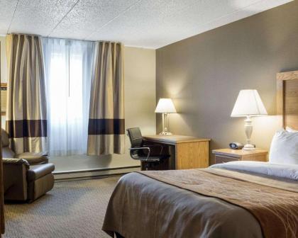 Quality Inn Bismarck - image 13