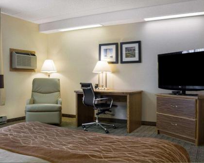 Quality Inn Bismarck - image 4