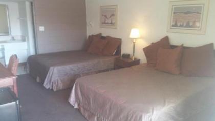 Budget Inn Express Bismarck - image 9