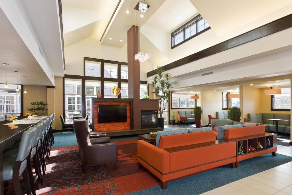 Residence Inn Bismarck North - image 7