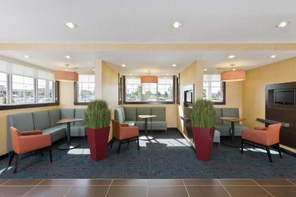 Residence Inn Bismarck North - image 8