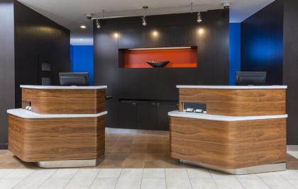 Courtyard by Marriott Bismarck North - image 13