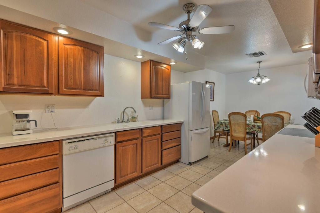 Mountain-View Black Canyon City Apartment with Patio! - image 2