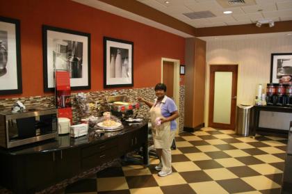 Hampton Inn Turnersville - image 14