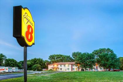 Super 8 by Wyndham Blair Nebraska