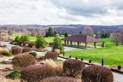 Hampton Inn & Suites Blairsville - image 10