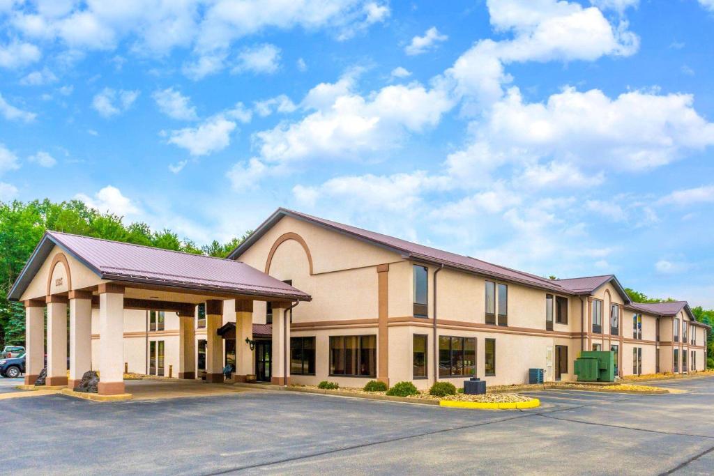 Days Inn by Wyndham Blairsville - image 4