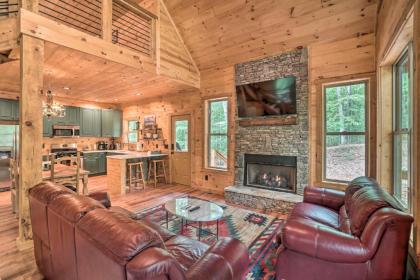 Peaceful Cabin on 3 Private Acres with Fire Pit!