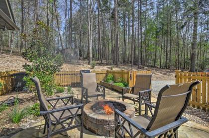 Updated Blairsville Cabin with Fire Pit and Deck! - image 3