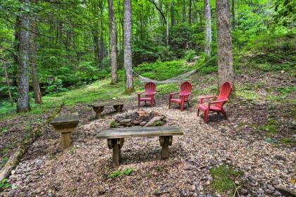 Blairsville Cabin Less Than 2 Mi to Vogel State Park!