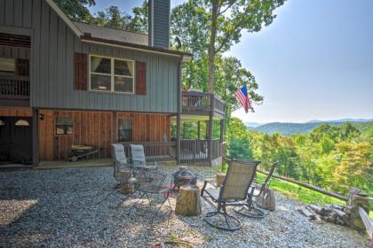 Mtn Cabin with Hot Tub and Breathtaking Views! - image 5