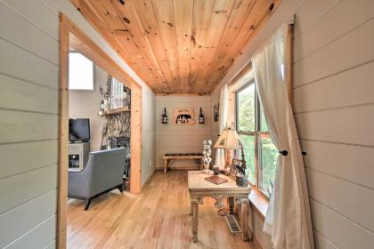 Mtn Cabin with Hot Tub and Breathtaking Views! - image 7