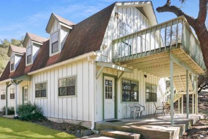 Two Dam Guest Cottages- Tree Top Suite - image 14