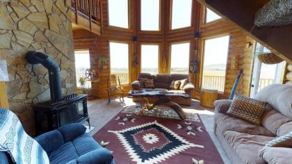 Juniper Ridge 5 BR Family Cabin - image 9