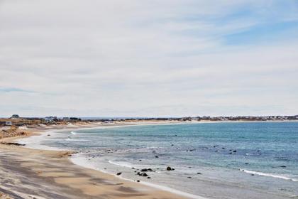 Block Island Beach House - image 10