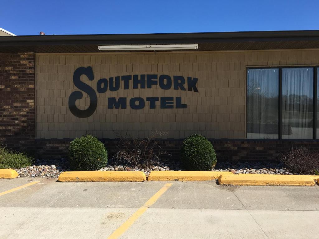 Southfork Motel - image 7