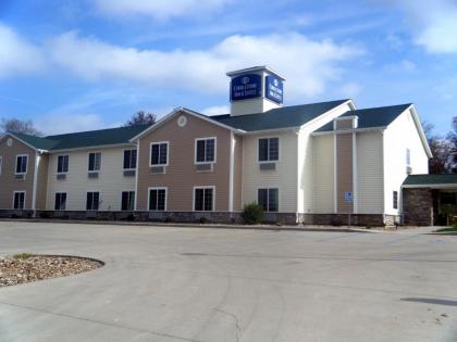 Cobblestone Inn  Suites   Bloomfield Iowa