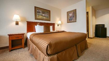 Best Western Territoral Inn & Suites - image 7