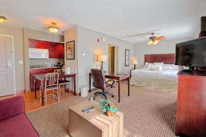 Homewood Suites by Hilton Bloomington - image 9