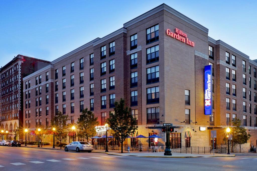 Hilton Garden Inn Bloomington - main image