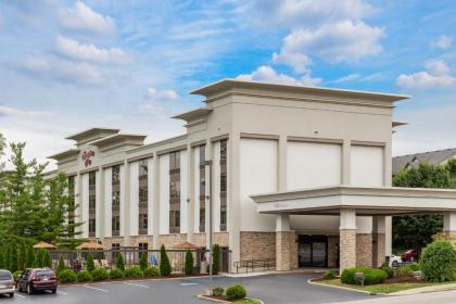 Hampton Inn Bloomington - image 20