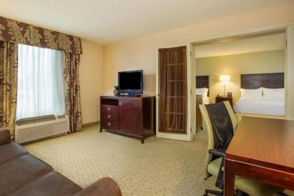 Holiday Inn Bloomington an IHG Hotel - image 11