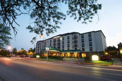 Courtyard by Marriott Bloomington - image 11