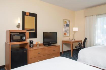 Fairfield Inn & Suites Bloomington - image 11