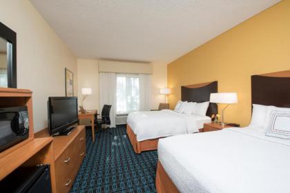 Fairfield Inn & Suites Bloomington - image 12