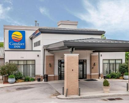 Comfort Inn Bloomington near University - image 9