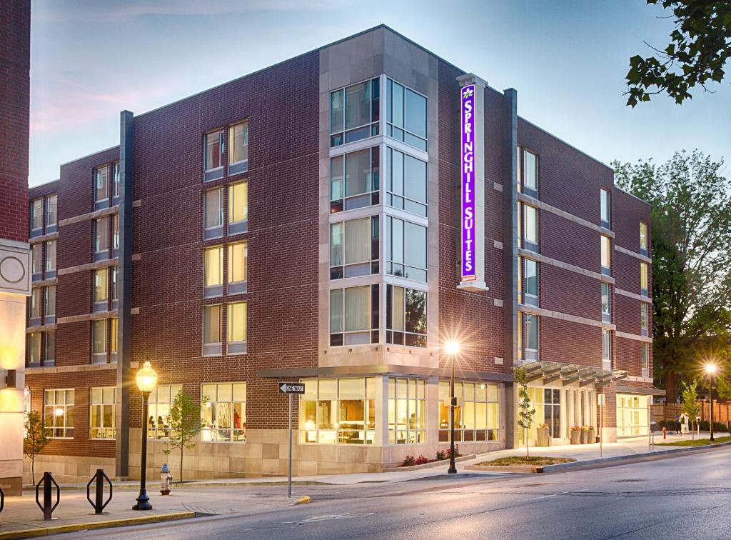 SpringHill Suites by Marriott Bloomington - main image