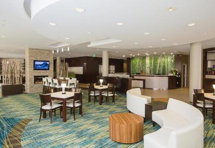 SpringHill Suites by Marriott Bloomington - image 12