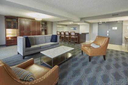 DoubleTree by Hilton Bloomington Minneapolis South - image 5