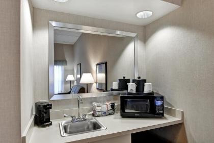 Hampton Inn Bloomsburg - image 13