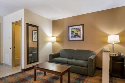 Quality Inn Bloomsburg - image 5