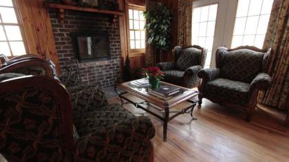 Ridgeway Inn - Blowing Rock - image 7