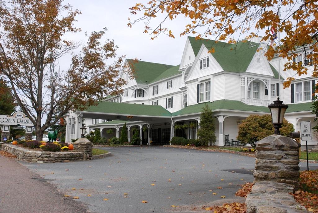 Green Park Inn - image 2