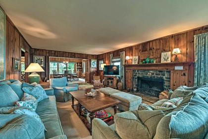 Charming Historic Family Home with Mtn Views! - image 4