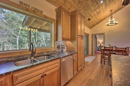 Treetop Cabin with Hot Tub Near Appalachian Ski - image 8