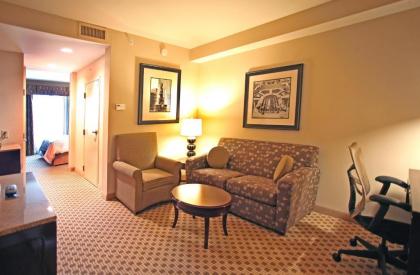 Hilton Garden Inn Cincinnati Blue Ash - image 12