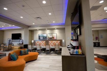 Hampton Inn Blue Ash/Cincinnati OH - image 15