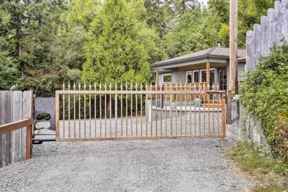 Arcata Area Home with Courtyard 10 Mi to Coast - image 11