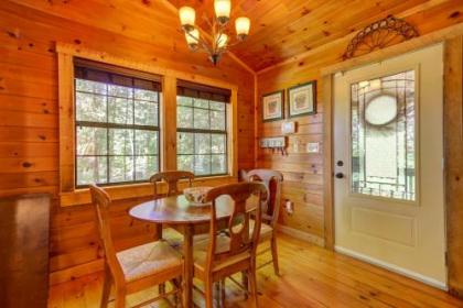 3 Bed 2 Bath Vacation home in Blue Ridge - image 2