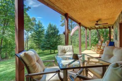 3 Bed 2 Bath Vacation home in Blue Ridge - image 5